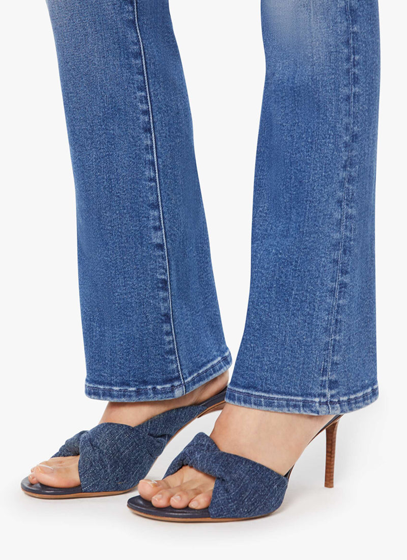 MOTHER The Outsider Skimp Bootcut Jeans