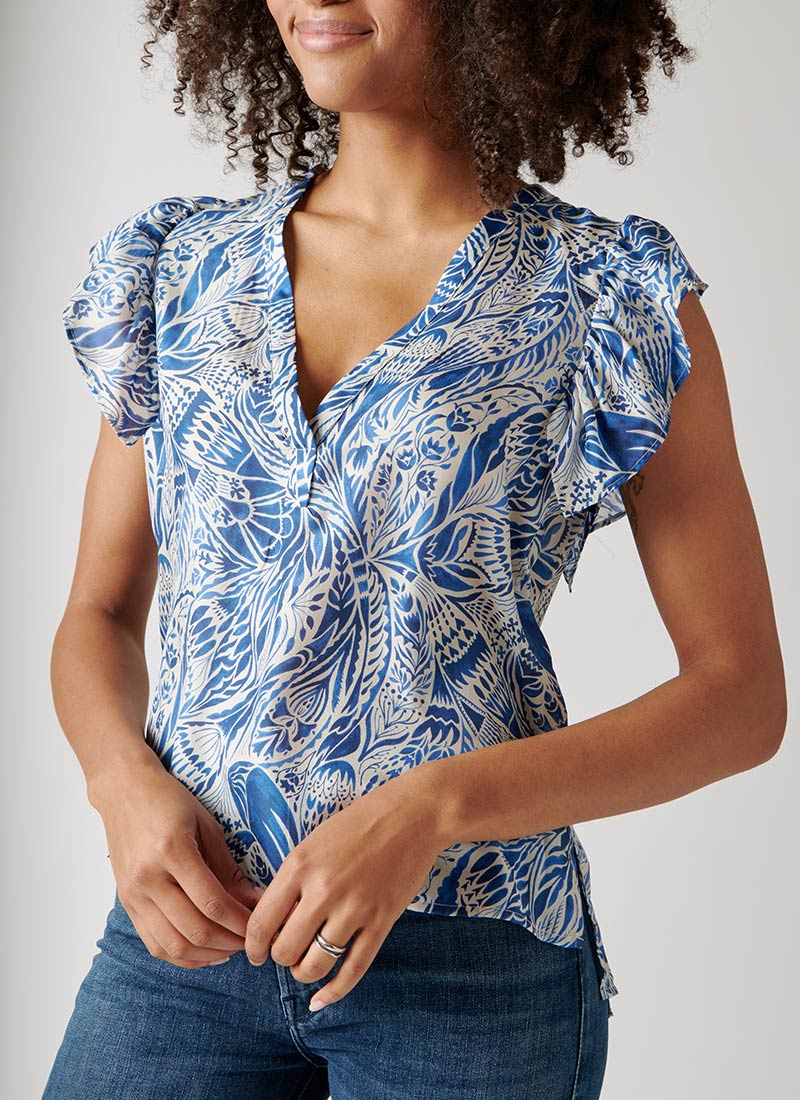 Momoni V-Neck Silk Top