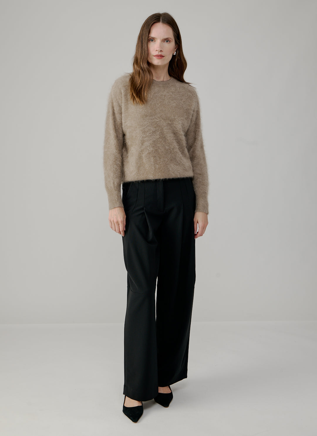 Relaxed Fit Saddle Crew Back Yoke Pullover