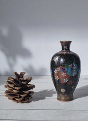 Haute Curature Takahara Komajiro Cloisonne 6 Lobed Vase, Late Meiji Era, Japanese