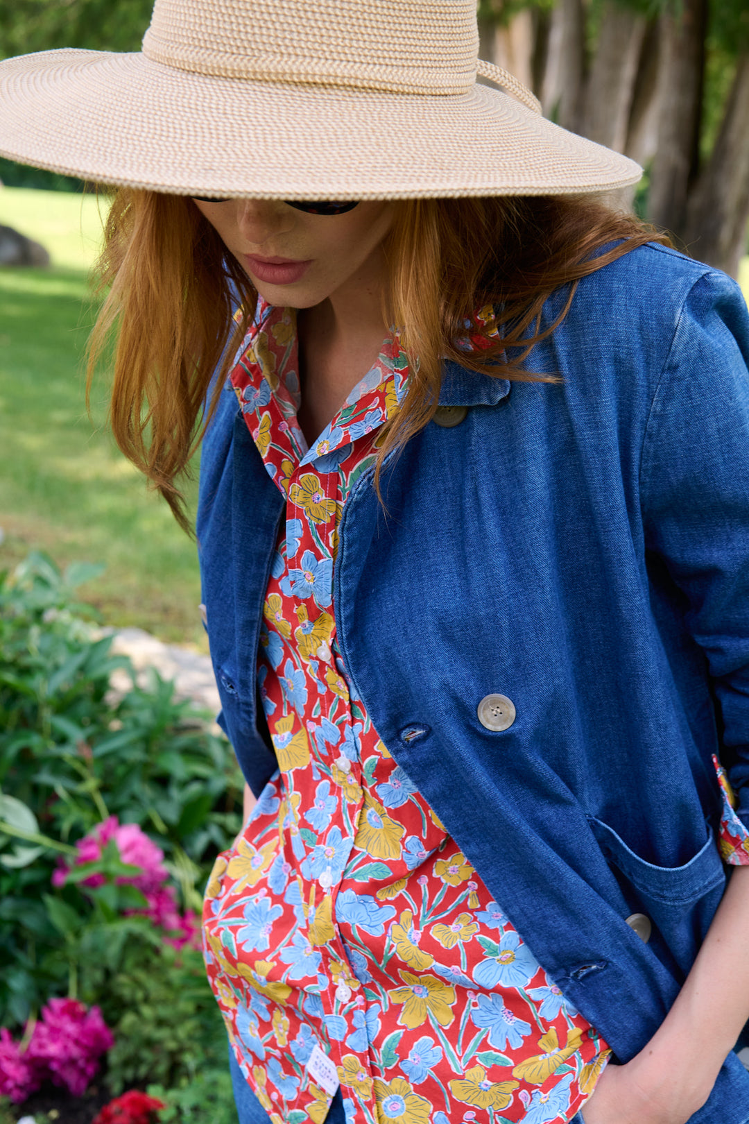 ANDREWS Muskoka Muse model in floral Frank & Eileen pieces walking a stone garden path