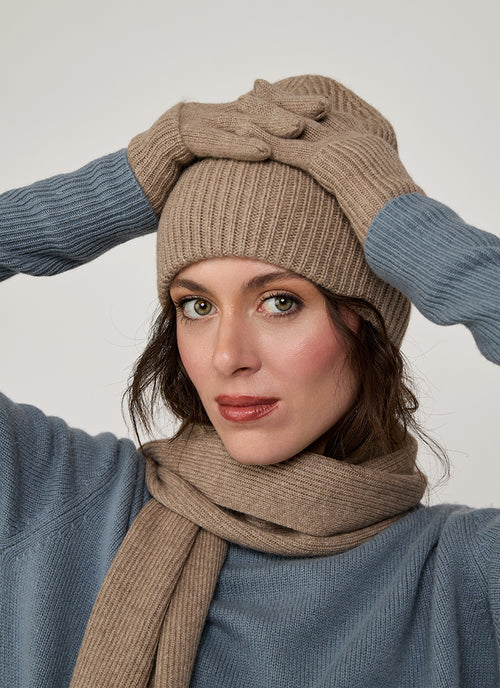 Cashmere set – glove & beanie by Andrews 