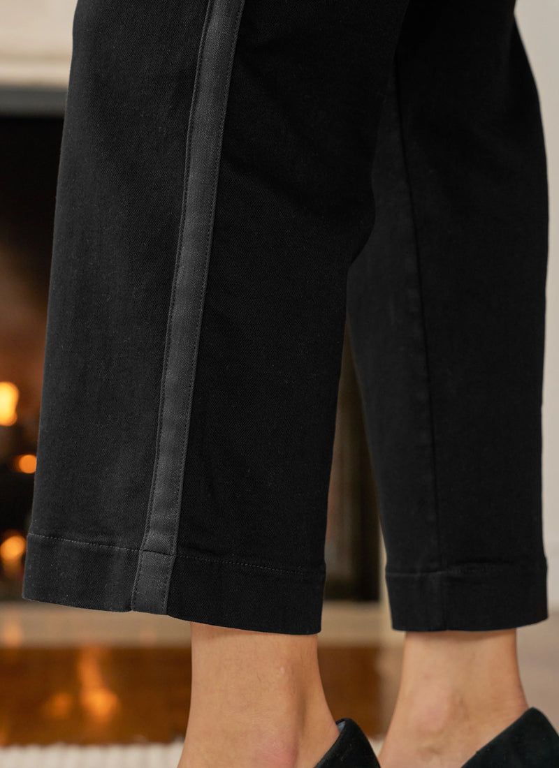 Westport Illusion Tux Jeans by Frank & Eileen at Andrews