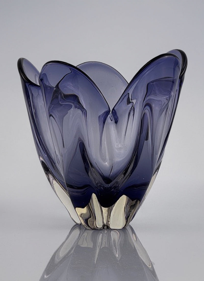 Haute Curature Iwatsu / Hineri Indigo Art Glass Handkerchief Tulip Bowl