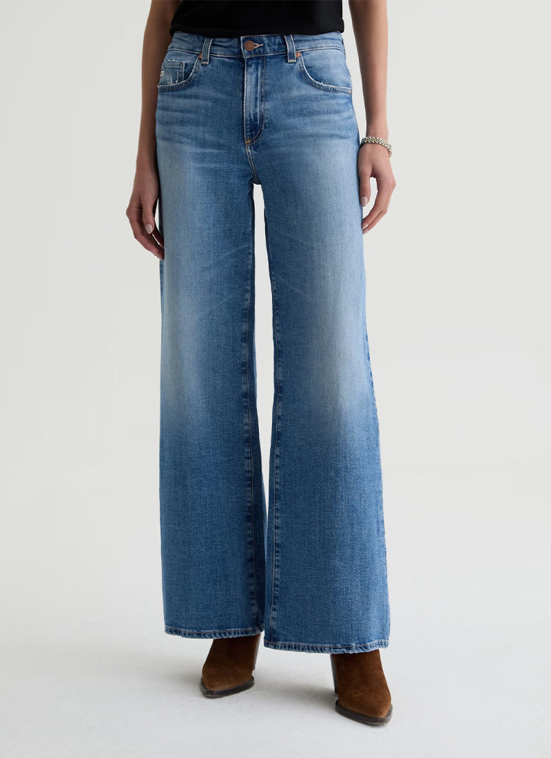 Saige Wide Leg Jeans