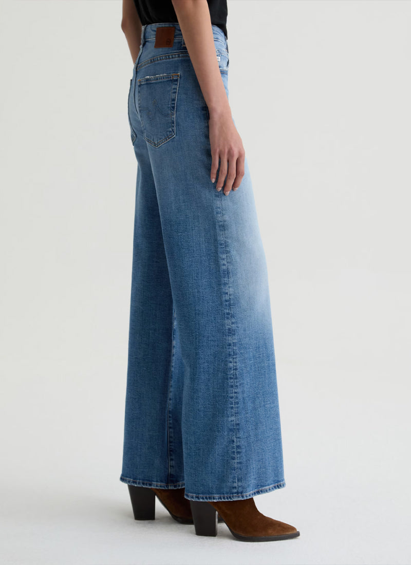Saige Wide Leg Jeans