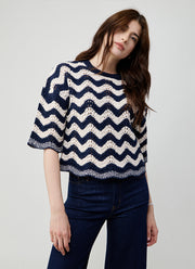 Zig Zag Stitch Short Sleeve Crew Top