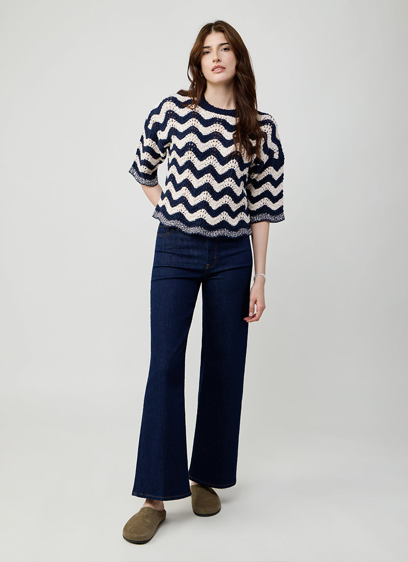 Zig Zag Stitch Short Sleeve Crew Top