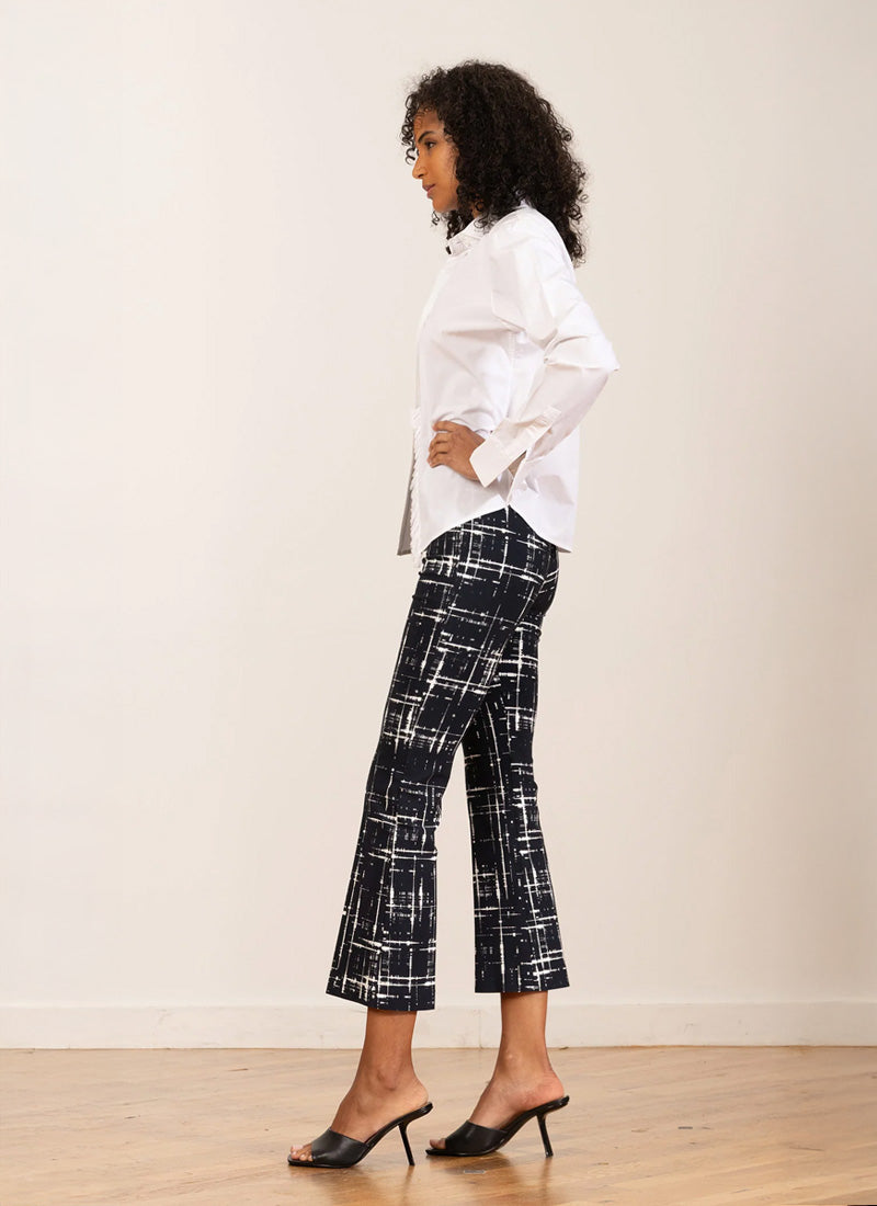Avenue Montaigne Leo Crop Flare Graffiti Pants