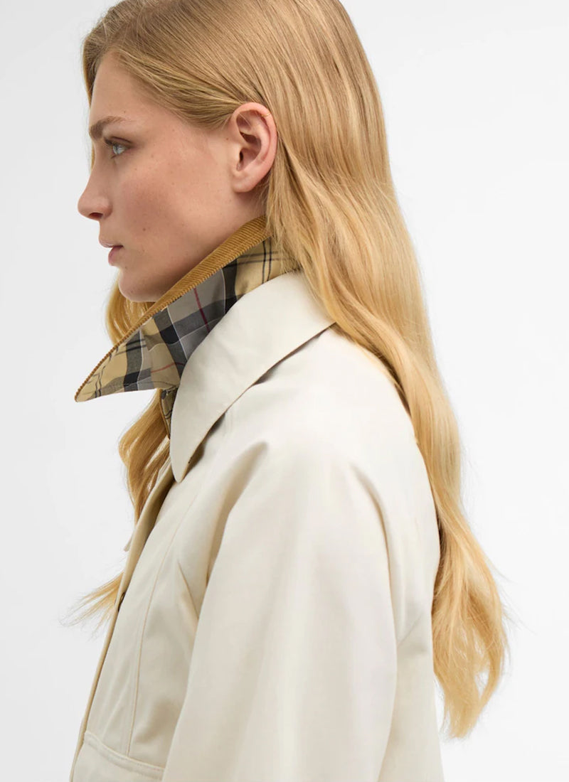 Cropped Beadnell Waxed Jacket by Barbour