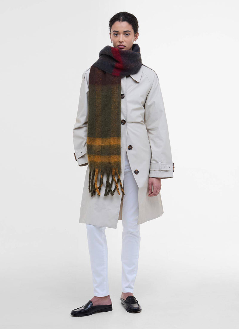 Isla Tartan Boucle Scarf