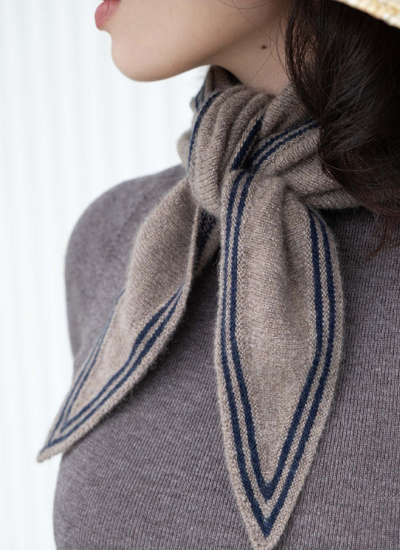 Bonte Cashmere Diamond Neck Scarf