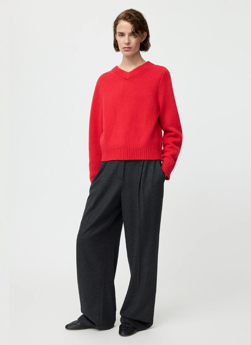 Chunky V-Neck Pullover