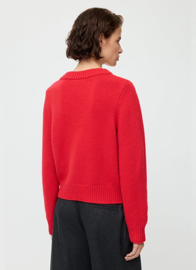 Chunky V-Neck Pullover