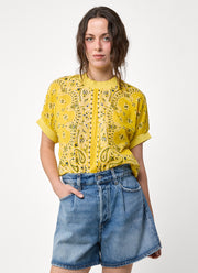 CIRCUS + CO Bandana Print Blouse Jaune