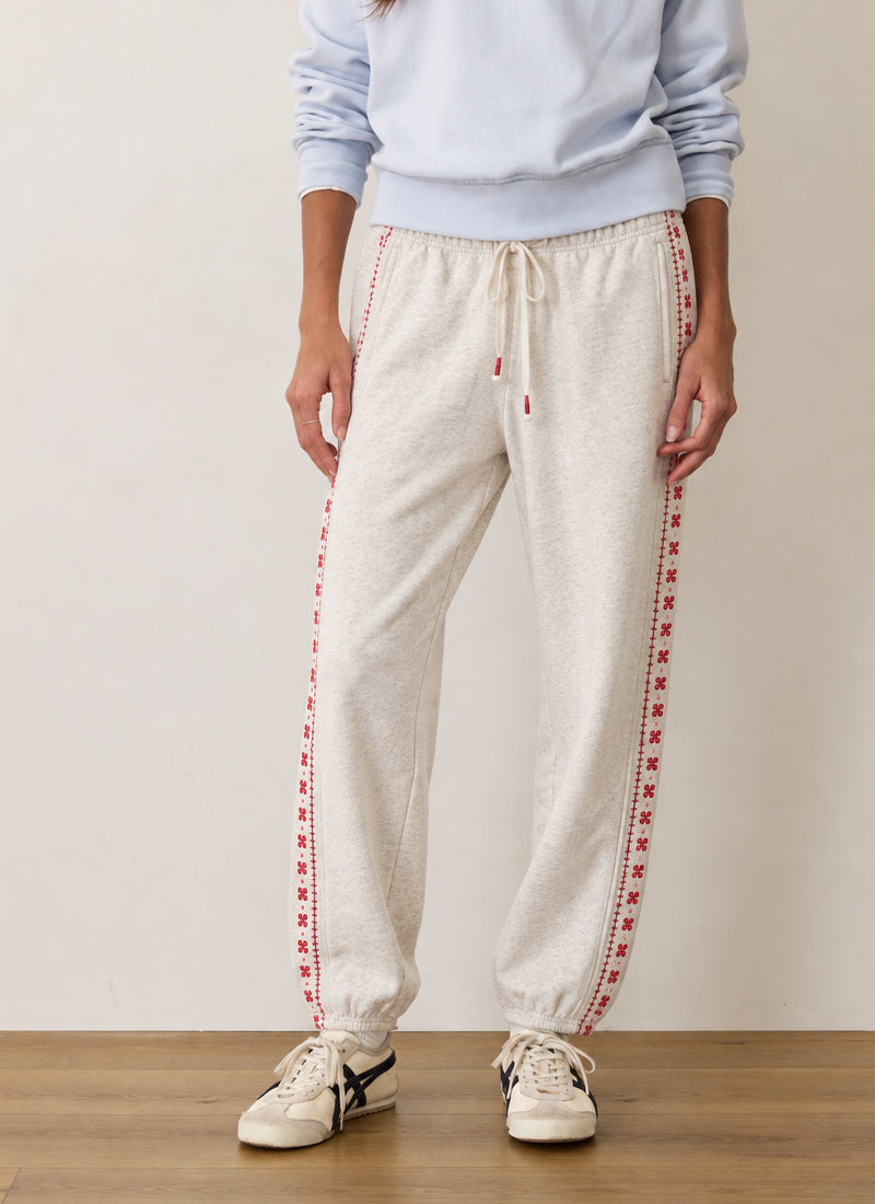 Cloud 9 Fleece Embroidered Sweatpants
