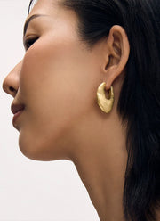 Serra Hinged Hoops