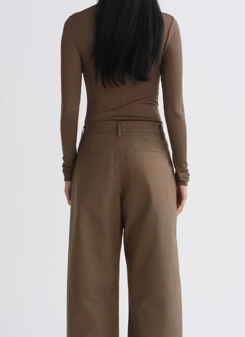 Delphi Slim Tee