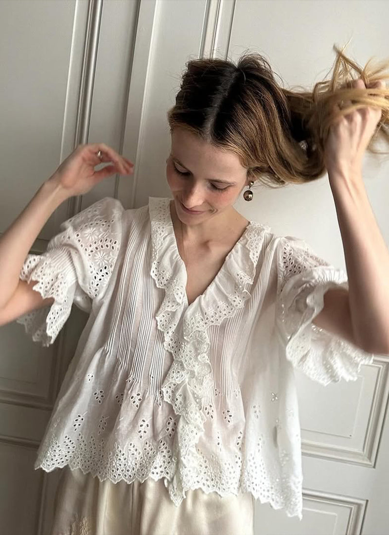 DÔEN Henri Eyelet Top