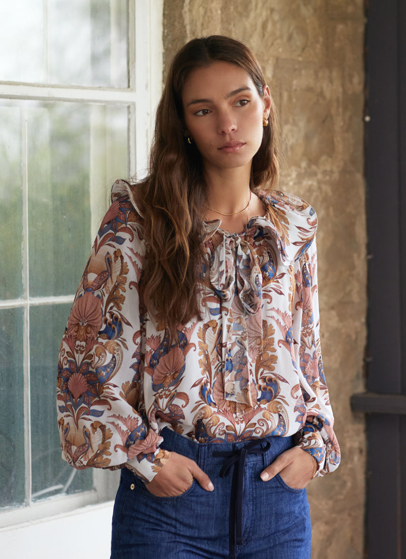 Sea Garden Off-White Long Sleeve Blouse