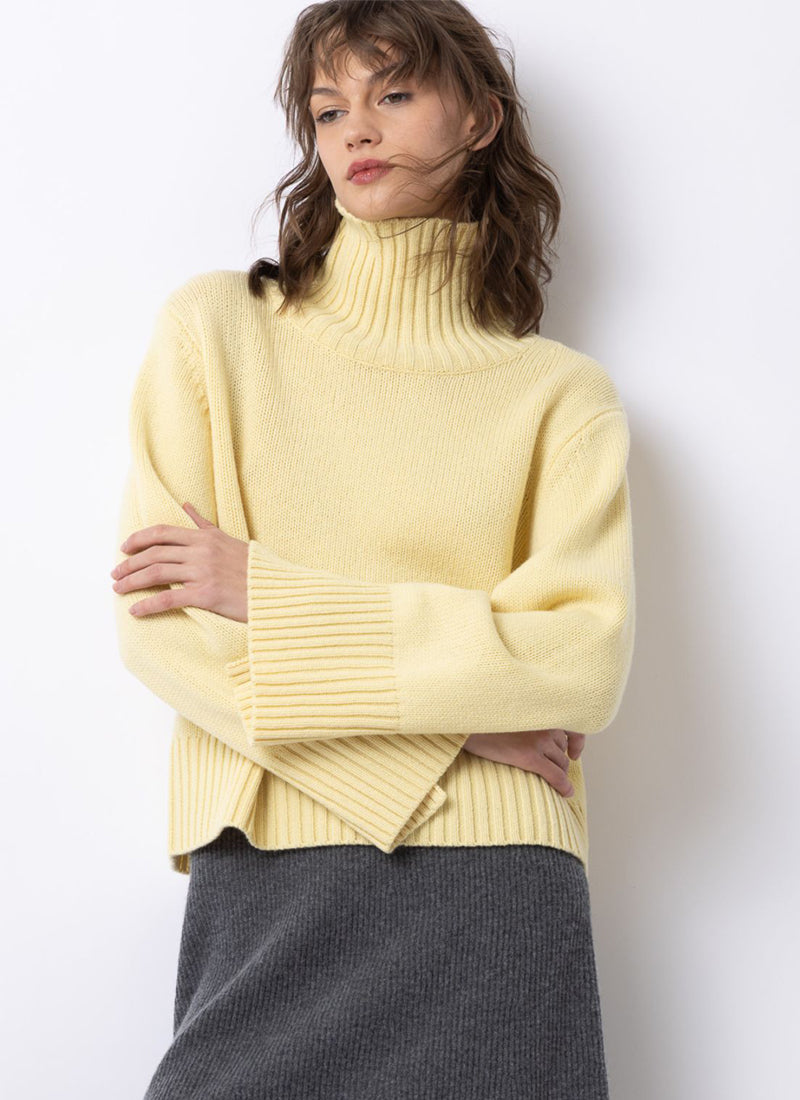 Cashmere Ribbed Highneck  Pullover