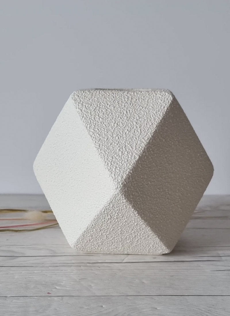 Hatue Curature Bertoncello Ceramiche Sasso Bianco, Modernist Sculptural Geometric Vase, 1960s-80s