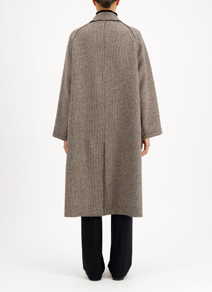 Harris Wharf London Balmacaan Cashmere Blend Coat
