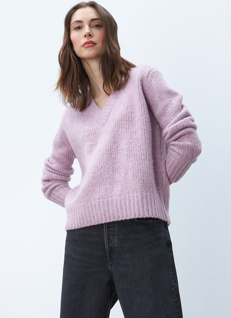 Line Helena V-Neck Sweater | ANDREWS – Andrews