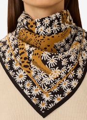 Inoui Editions Square Pampa Scarf