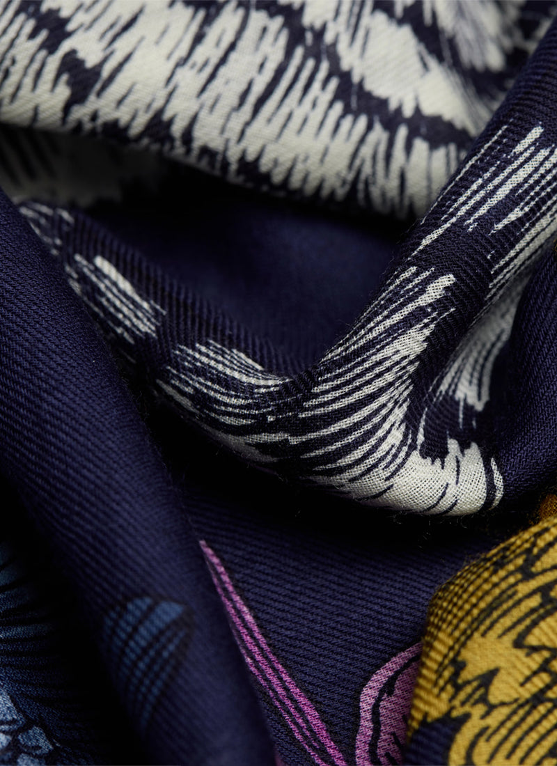 Inoui Editions Gustav 80 Tiger Wool Scarf Nvy