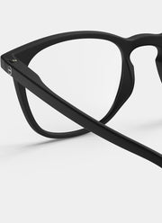 #E Reading Glasses in Black by IZIPIZI