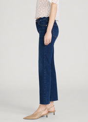 Le Sleek Straight Leg Jeans