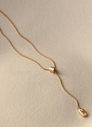 Leon Pendant Necklace