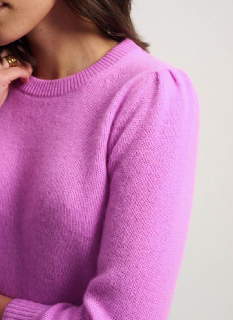 White+Warren Featherweight Cashmere Sweater
