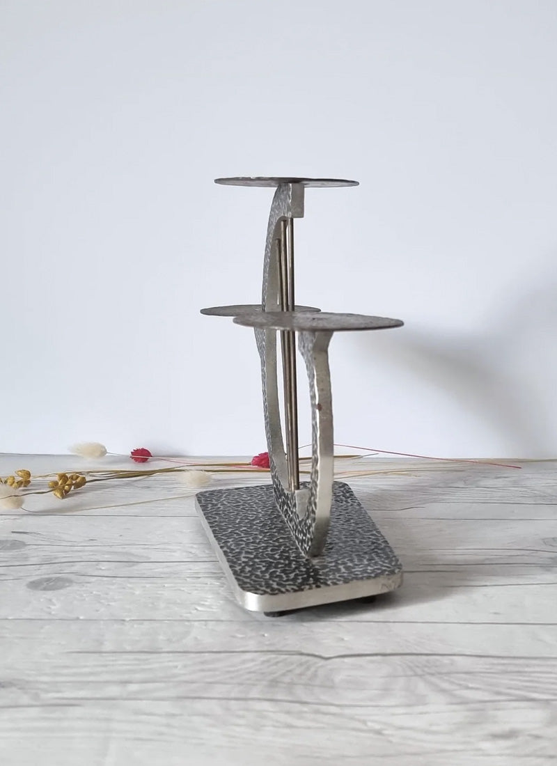 Haute Curature Brutalist Metal Cast Table Shelf, 1960s-1970s