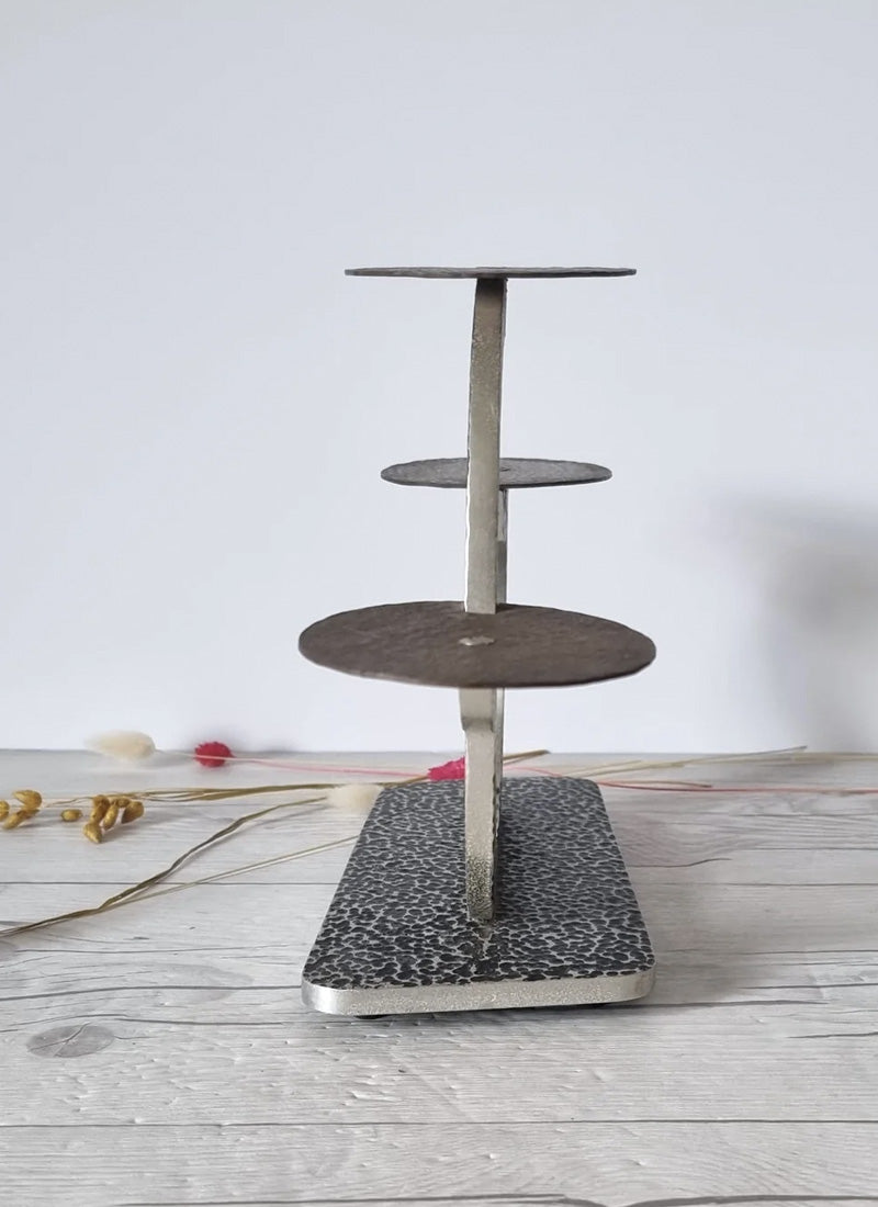 Haute Curature Brutalist Metal Cast Table Shelf, 1960s-1970s