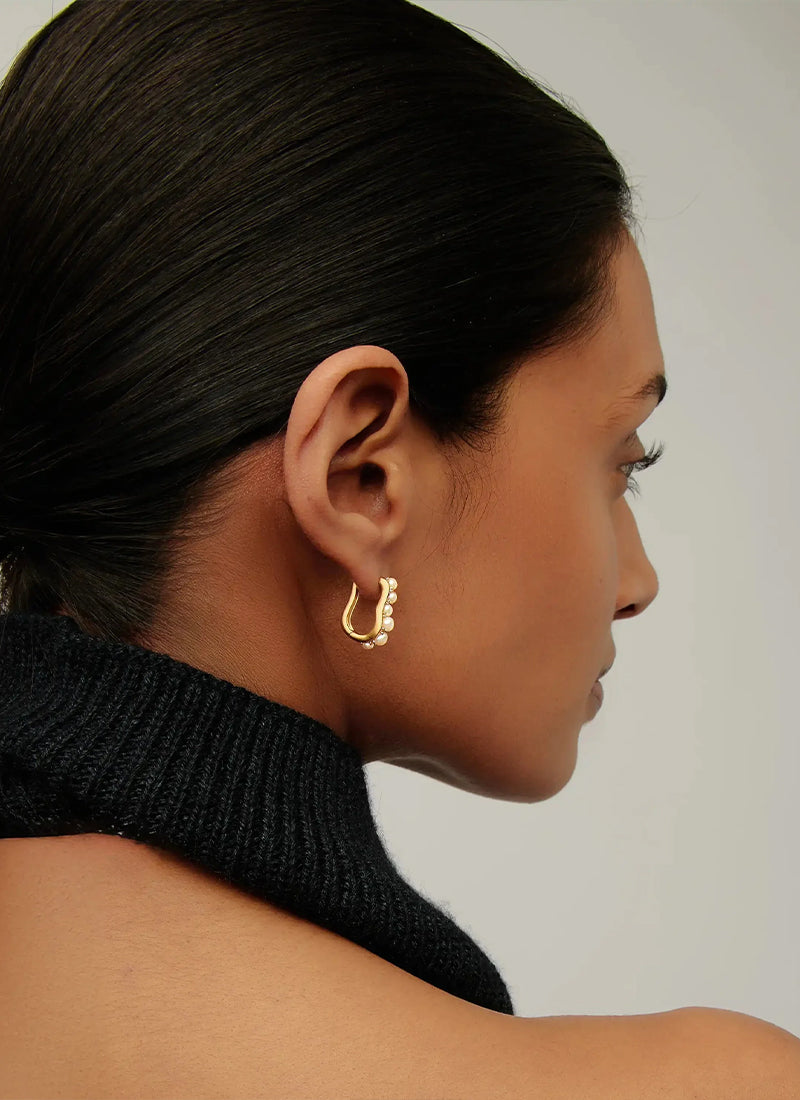 Missoma Pearl Wave Smallhoop Earrings