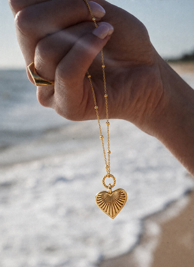アクセサリー erama K18 Heart chain necklace Ridge Heart Charm Pendant Necklace by MISSOMA | Andrews