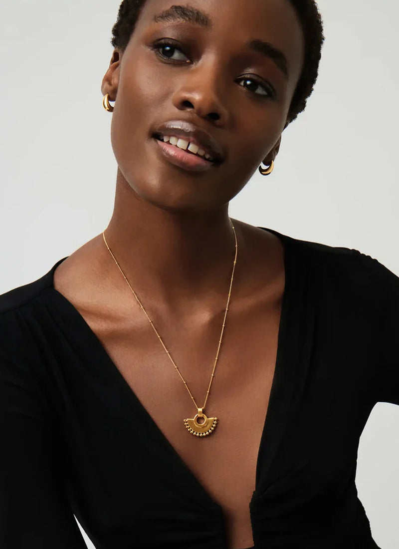 Zenyu Fan Necklace in gold by Missoma