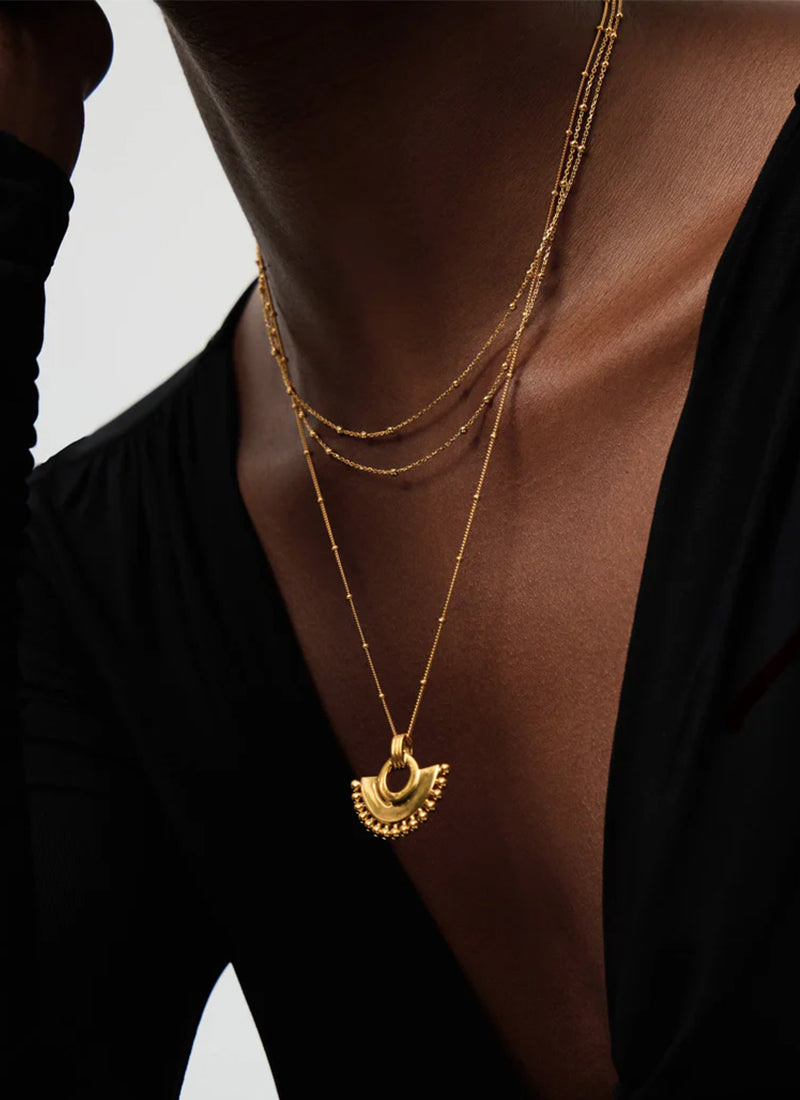 Zenyu Fan Necklace in gold by Missoma