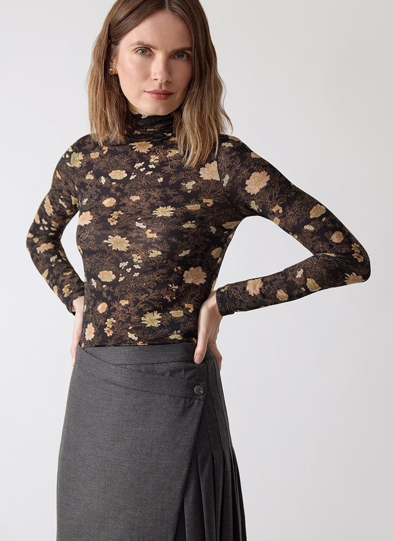 Momoni Ine Botanical Top