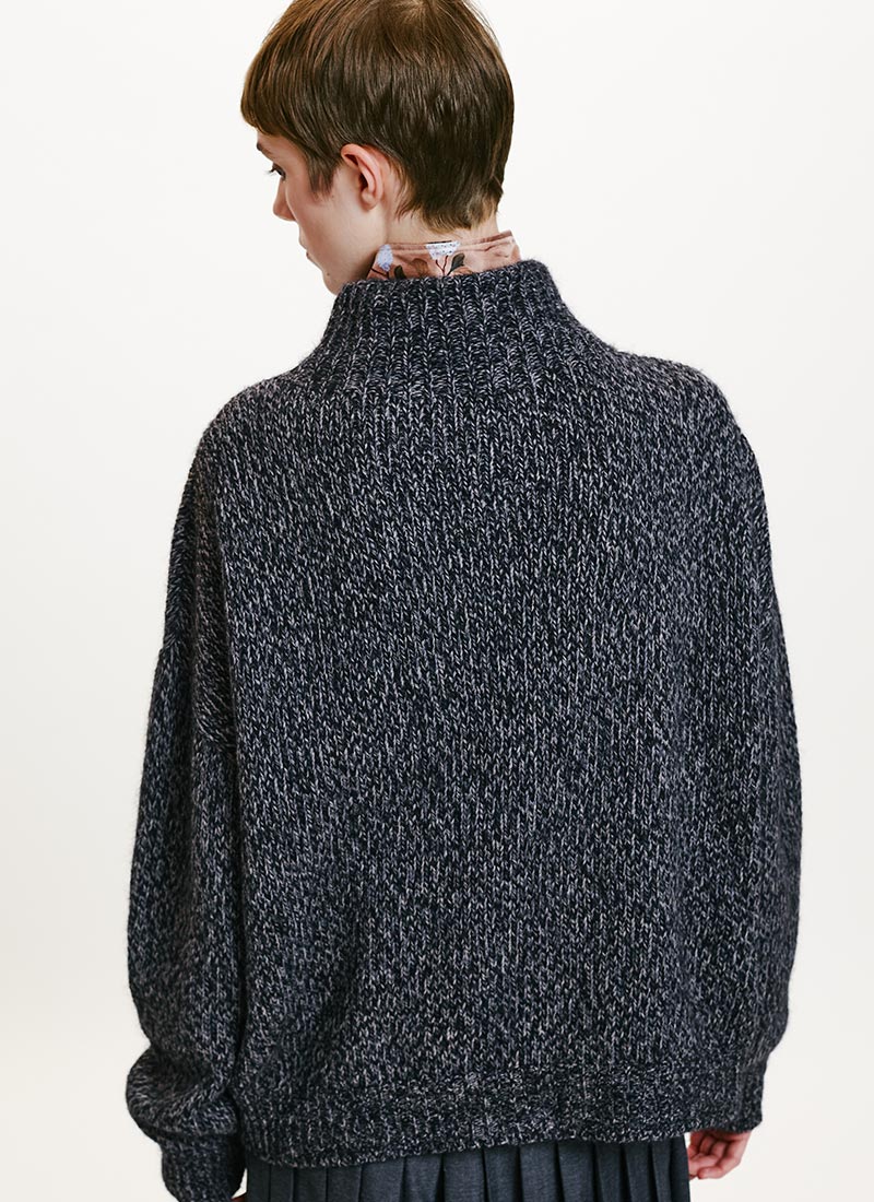 Momoni Uma Chunky Mock Neck Sweater