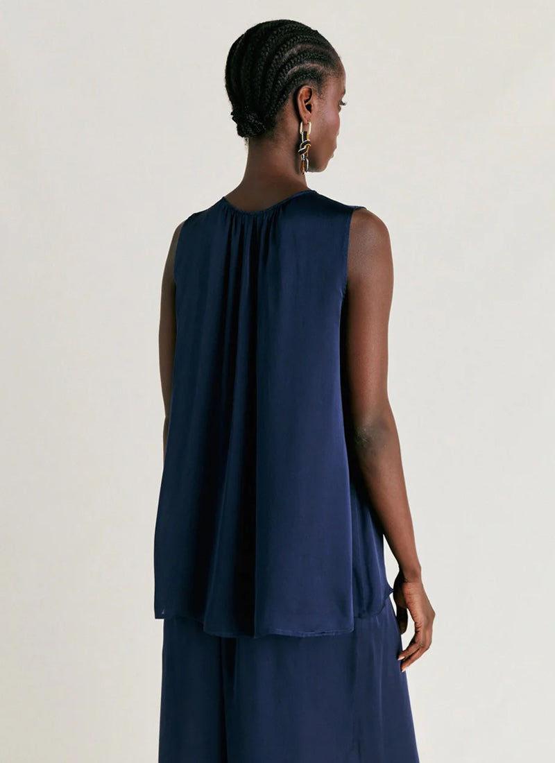 Momoni Cris Sleevless Top