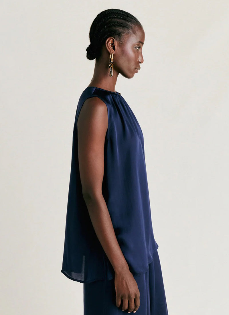 Momoni Cris Sleeveless Top