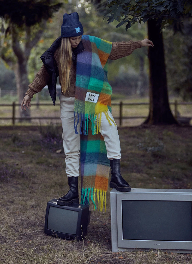 Good Vbes Check Fringe Scarf