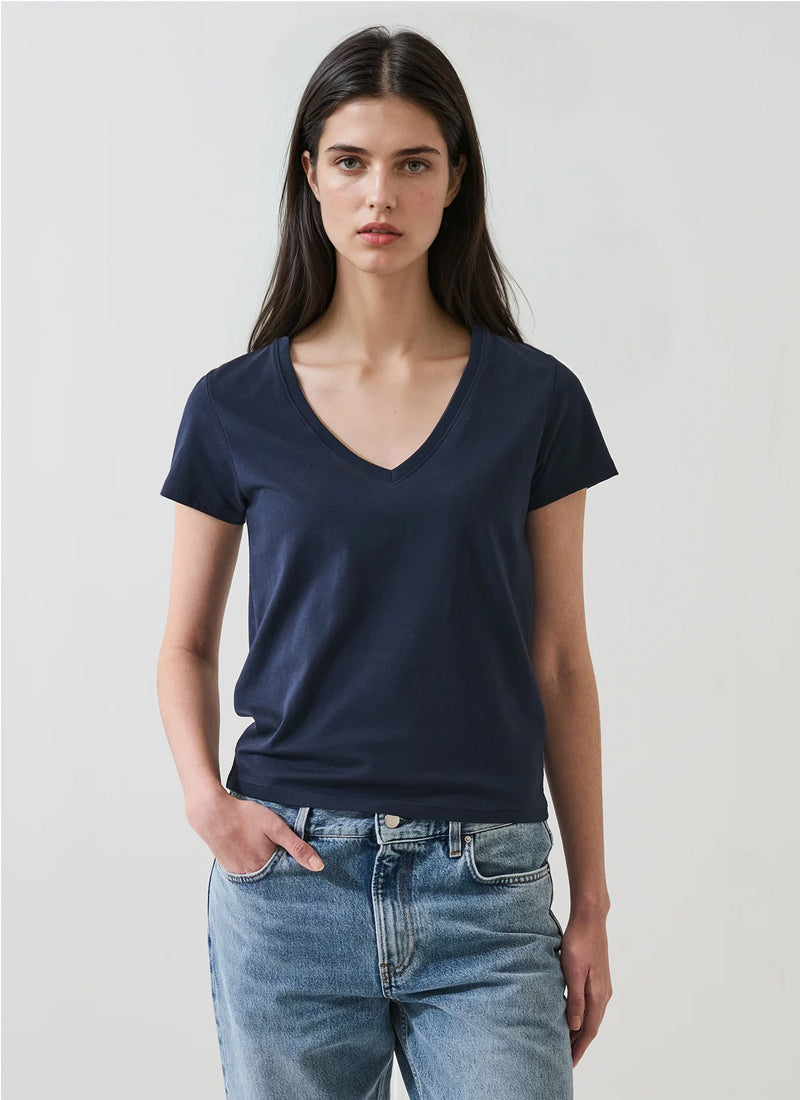 Patrick Assaraf Short Sleeve Iconic Stretch V-Neck Tee