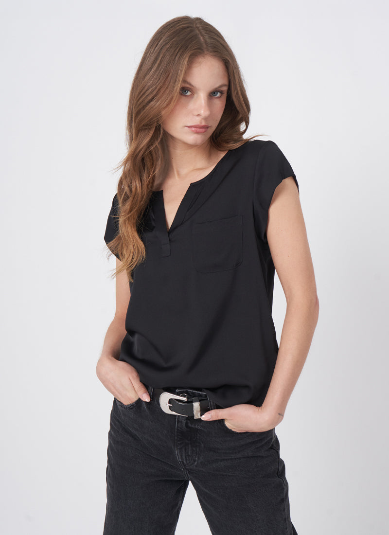 REPEAT Cashmere Short Sleeve Silk Blouse