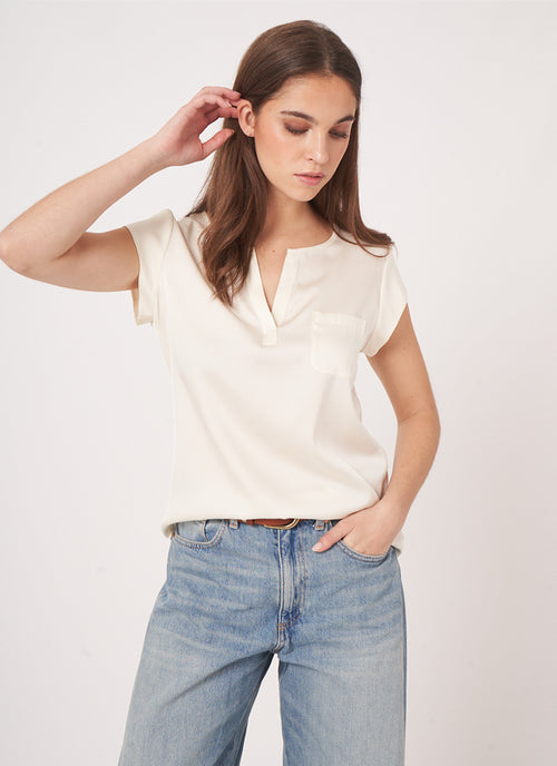 REPEAT Cashmere Short Sleeve Silk Blouse