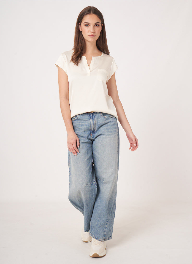 REPEAT Cashmere Silk Short Sleeve Blouse