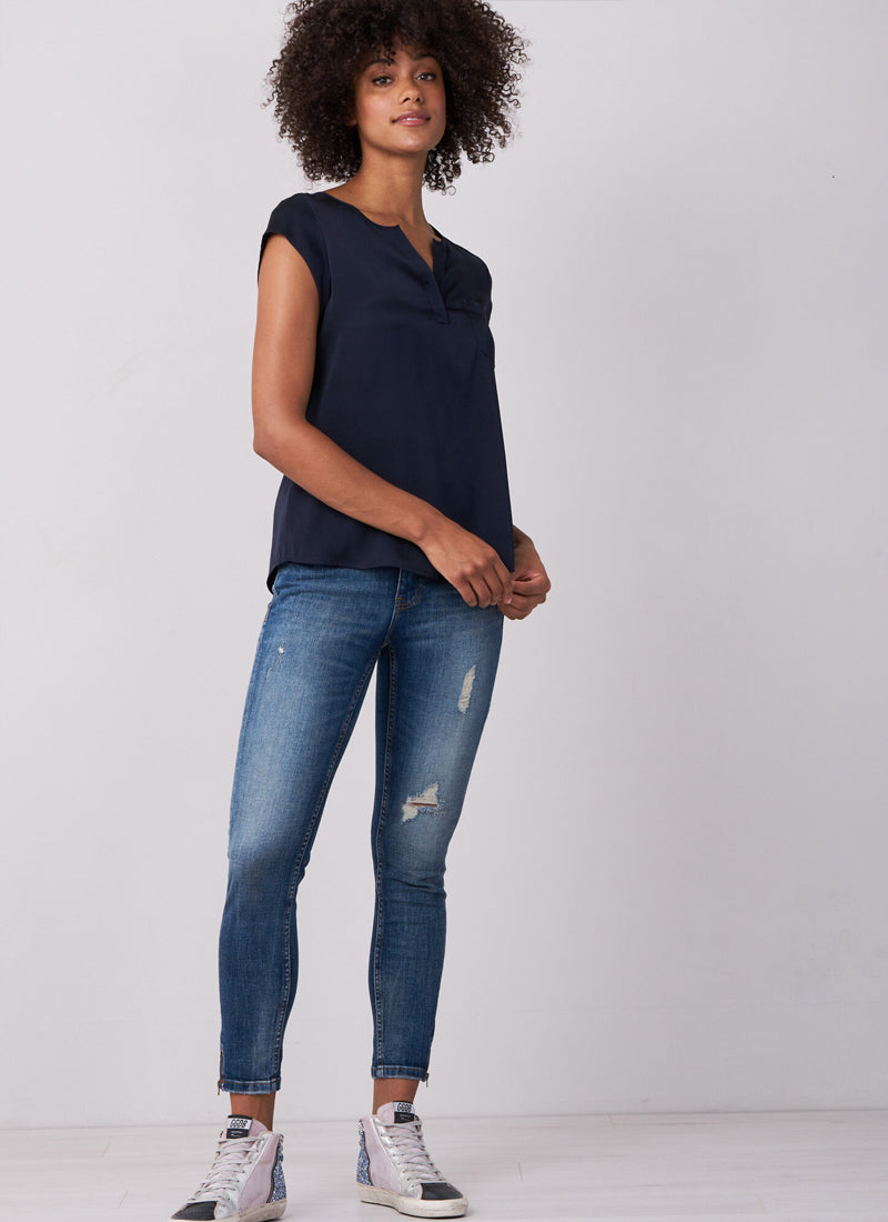 REPEAT Cashmere Silk Short Sleeve Blouse